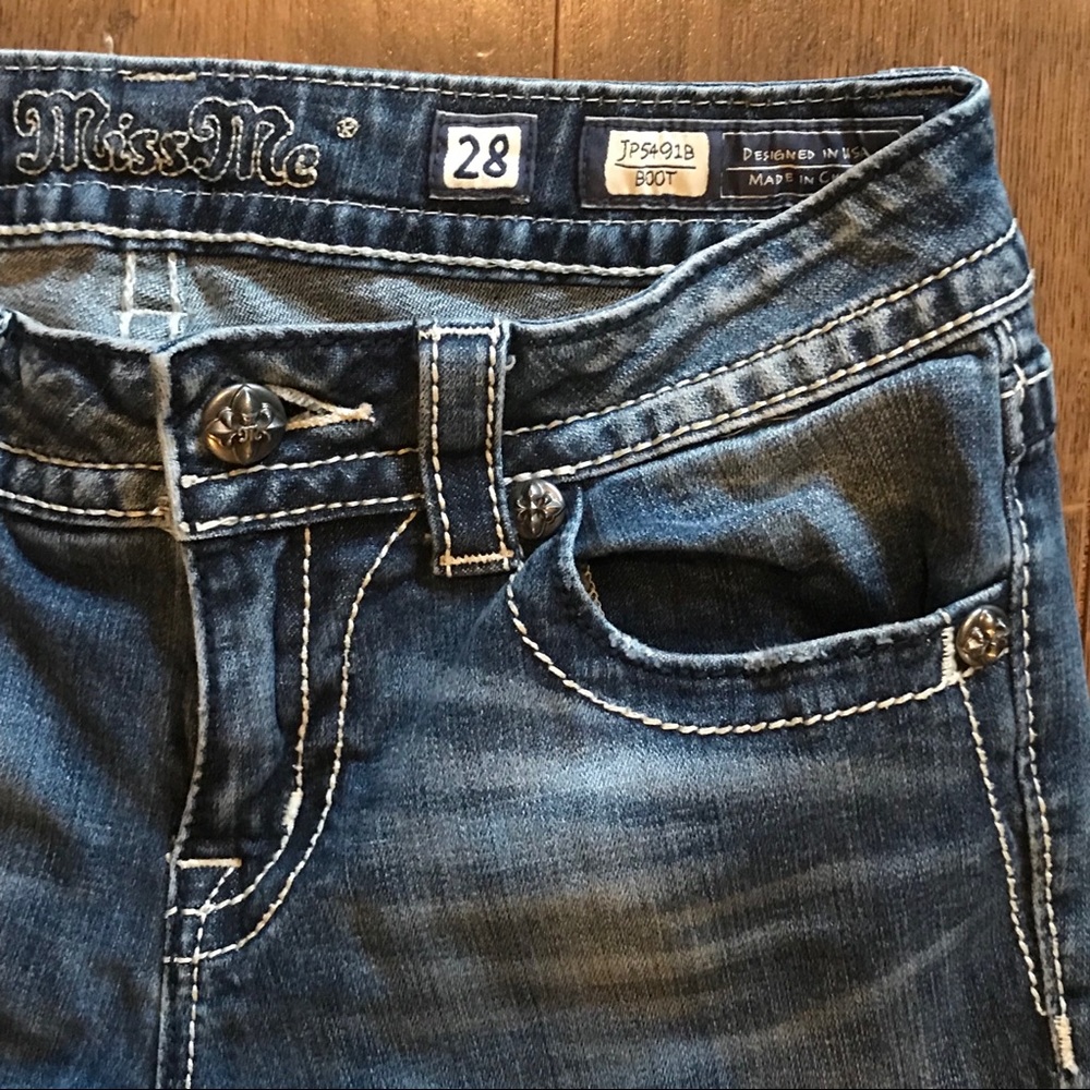 Miss Me Jeans size 28